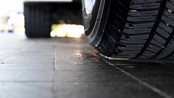 Is it Ideal to Choose Porcelain Tile for Garage Floors?