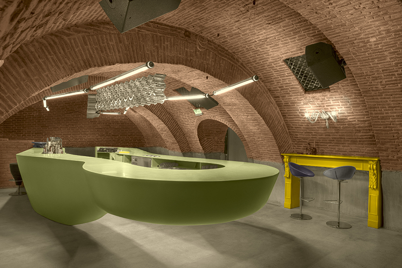 Evolution Bar countertop designed by HIMACS solid surface green color pattern