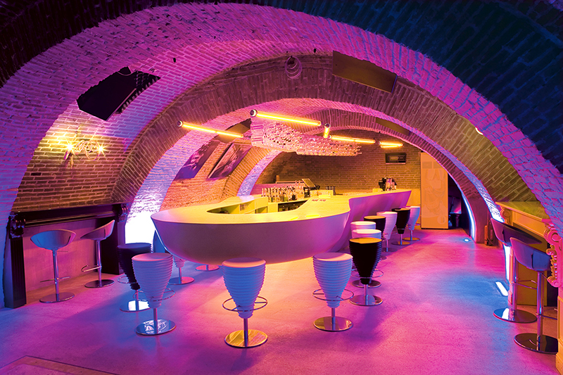 Evolution Bar countertop designed by HIMACS solid surface material