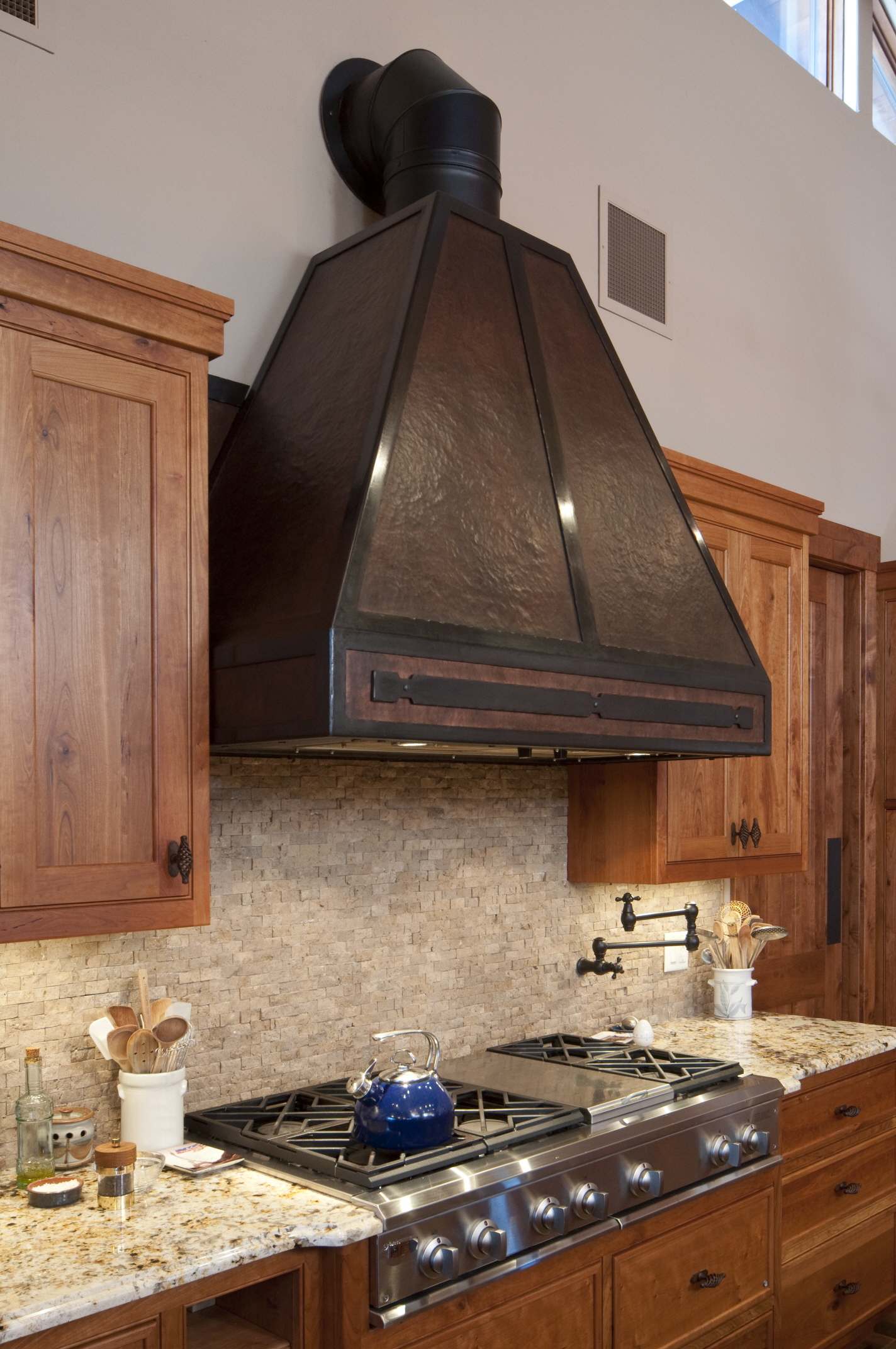 Inspiring Ideas for Minor Kitchen Remodels in Small Spaces.