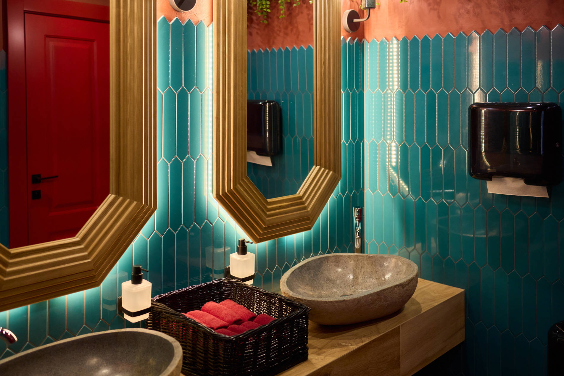 GOOD HIMACS redefines the patient experience in a dental clinic in Vienna
